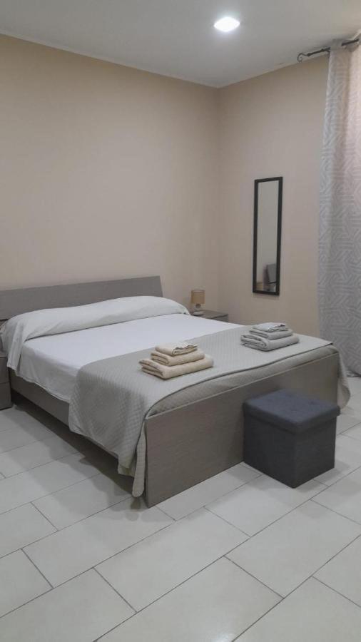 76 Avenue Suites Wi-Fi - Shuttle Реджо-ди-Калабрия Экстерьер фото